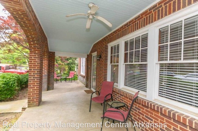 Building Photo - 3 br, 2 bath House - 4907 Crestwood Dr.