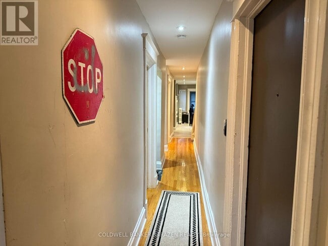 Building Photo - 76 Fifth Ave