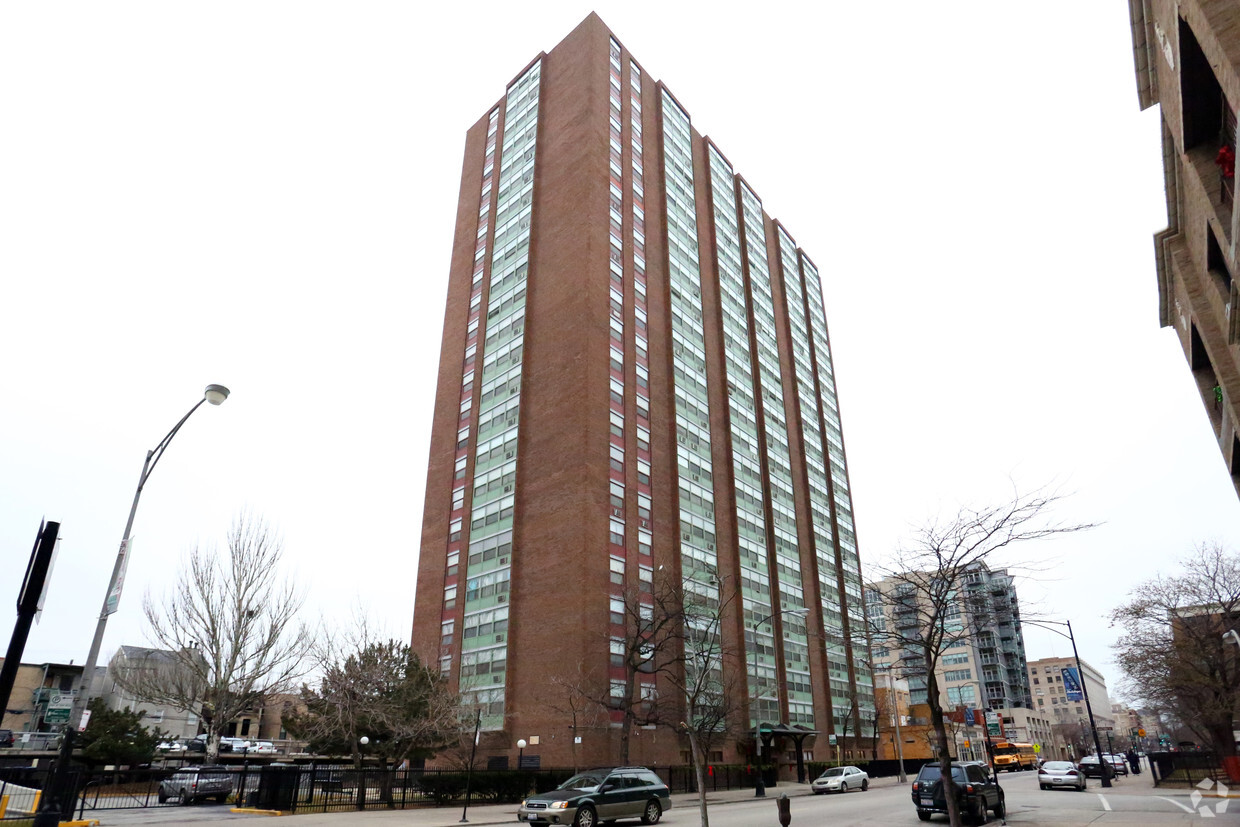 Building Photo - Eastwood Towers