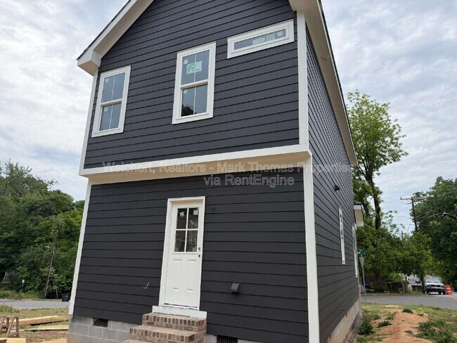 Foto del edificio - 1203 Fern St
