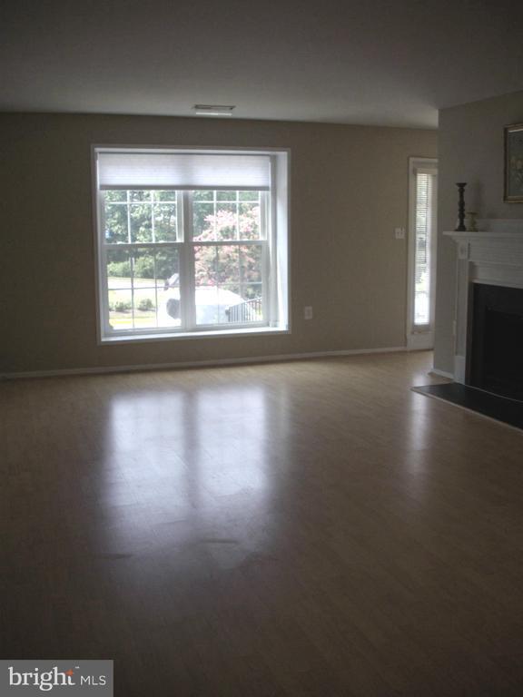 Foto del edificio - 7809 Harrowgate Cir