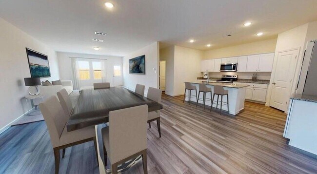 Foto del edificio - 15043 Ronan Dr