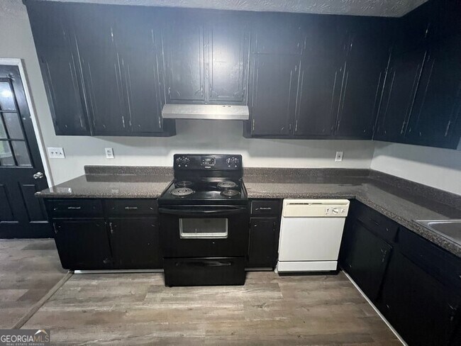 Building Photo - 160 Mountain View Cir