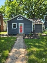 Building Photo - 4440 Clifford Rd