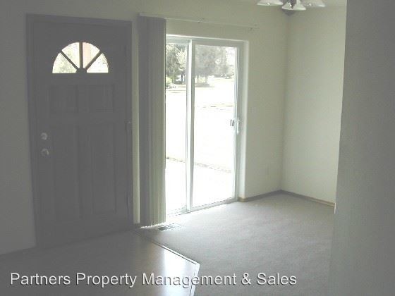 Foto del edificio - 2919 NW Golf Course Dr S