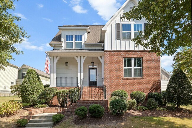 Building Photo - 4 Bedroom Home with Finished Flex Space Ab...