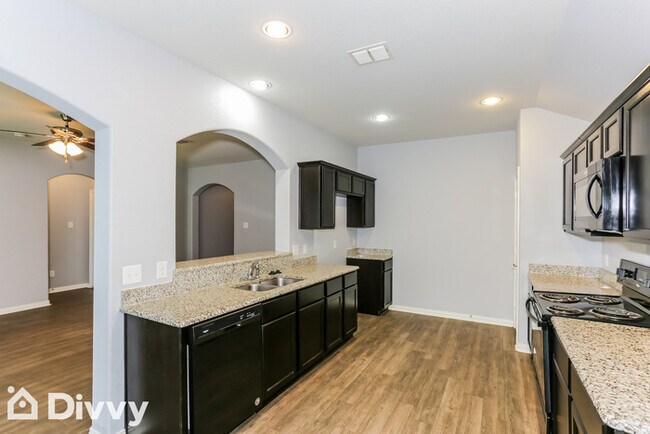 Building Photo - 9021 Curacao Dr