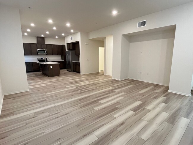 Building Photo - Brand NEW 3 Bedroom Home in Otay Ranch