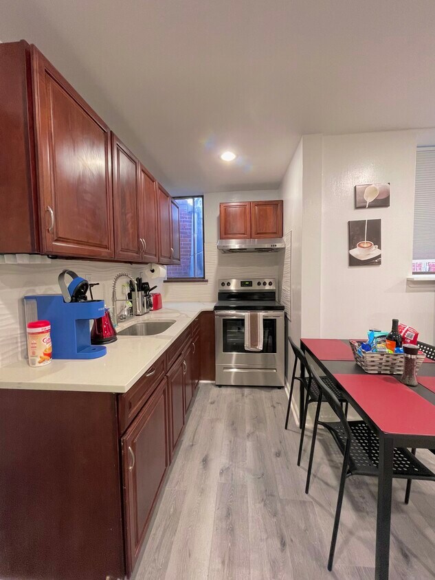 Foto principal - 1702 E Passyunk Ave
