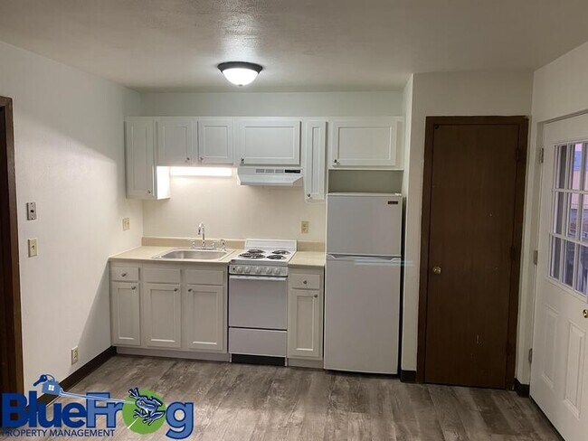 Foto del edificio - 1914 Division St