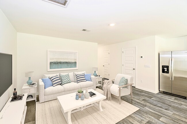 Building Photo - 105 Striker Rd