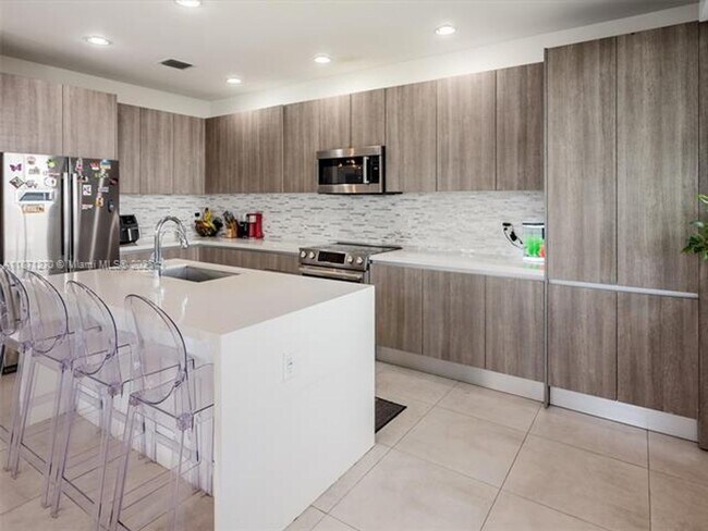 Photo - 7205 NW 103rd Path Townhome