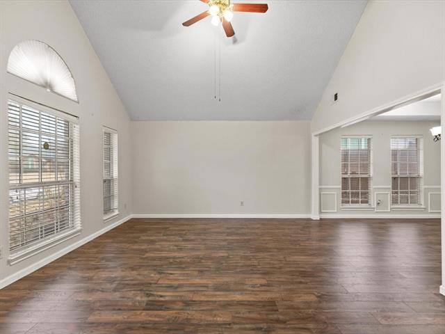 Building Photo - 3306 Willow Ridge Cir