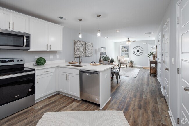 2BR , 2,5BA - Casas unifamiliares - 1200SF - Cocina - Stanley Village Townhomes