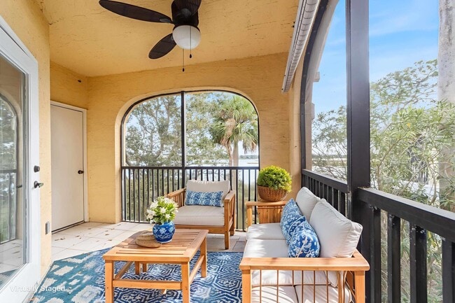 Foto del edificio - 2431 Vista Cove Rd