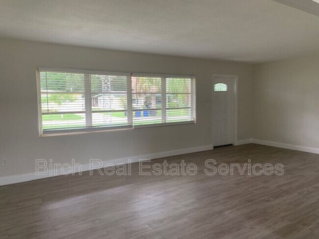 Foto del edificio - 1406 Lemon St