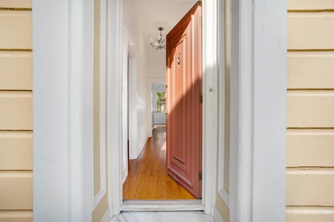 Foto del edificio - 372 27th St