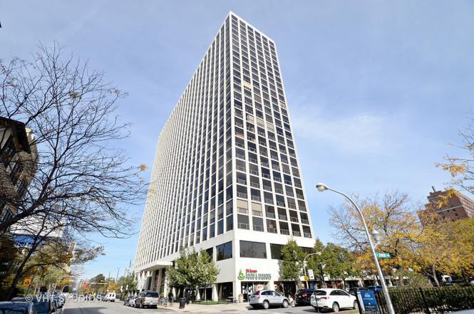 Primary Photo - 4343 N Clarendon Ave