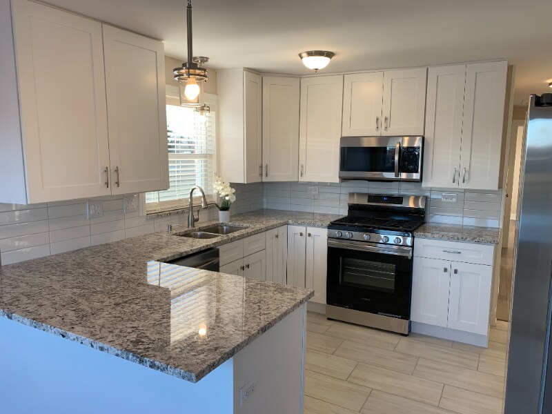 8729 W 73rd Pl, Justice, IL 60458 Room for Rent in Justice, IL