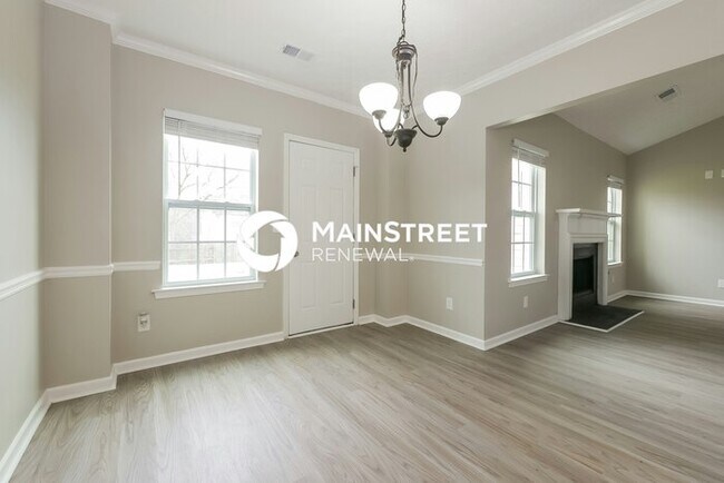 Foto del edificio - 3 Bedroom Pet-Friendly Home in McDonough, GA with Main Street Renewal