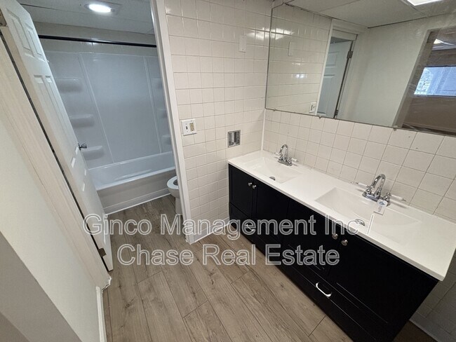 Foto del edificio - 1231 N Galena Ave