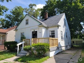 Building Photo - 18988 Woodbine St