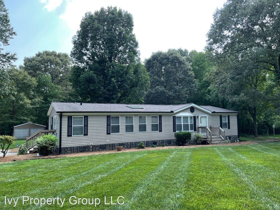 Primary Photo - 3 br, 2 bath House - 1870 Highway 73