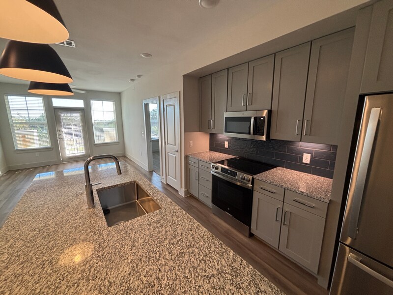 Foto principal - 216 Flint Rdg Rd