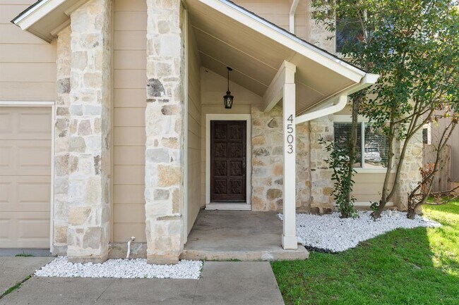 Foto del edificio - 4503 Sarasota Dr