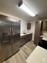 Building Photo - 870 8th St W