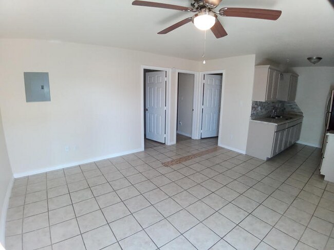 Foto del edificio - 401 Sunset Ln