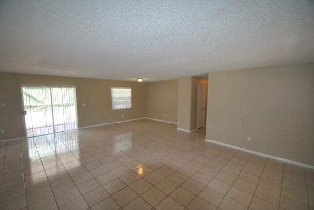 Building Photo - 4595 Addison St