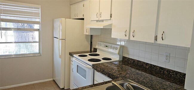 Building Photo - 11511 113th St