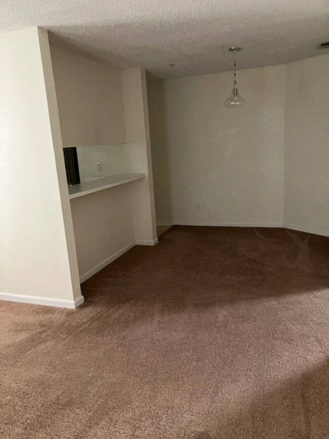 Photo - 705-D Apartment