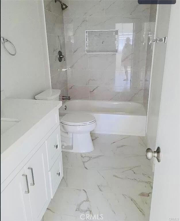 Building Photo - 2380 Benidorm Cir