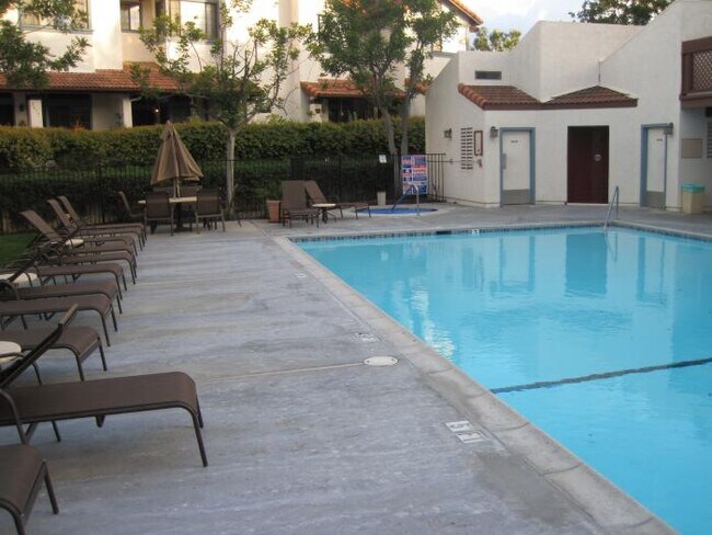 piscina comunitaria - 3444 Mission Mesa Way
