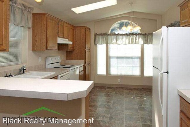 Foto del edificio - 3201-3200 Spring Creek Ln