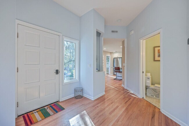 Building Photo - 3032 Marsh Haven