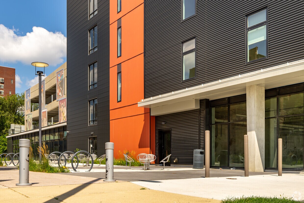 81-119 Garfield St, Detroit, MI 48201