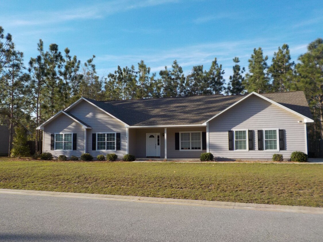 Foto principal - 4 Bedroom/2 Bath Home in South Lowndes County