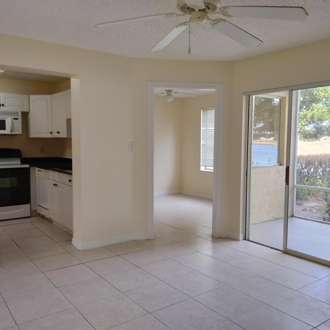 Foto del edificio - 13112 Glenmoor Dr
