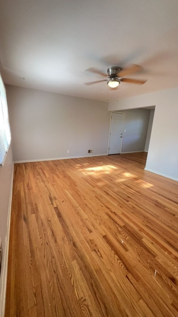 Building Photo - 1630 N McCoy Street Independence, MO 64050