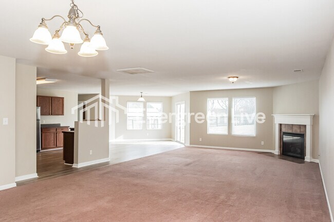 Building Photo - 212 Sagebrook Dr