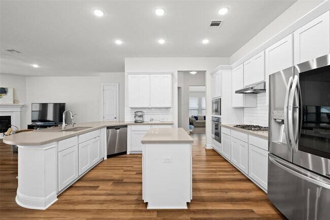 Building Photo - 124 Adina Dr
