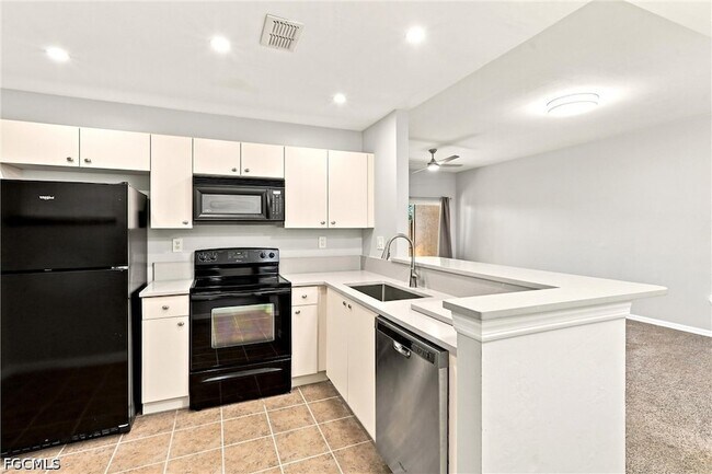 Foto del edificio - 15417 Bellamar Cir