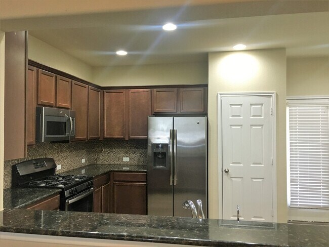 Building Photo - Magnolia Creek 4-Bedroom Home in Highly Sought After Leander ISD