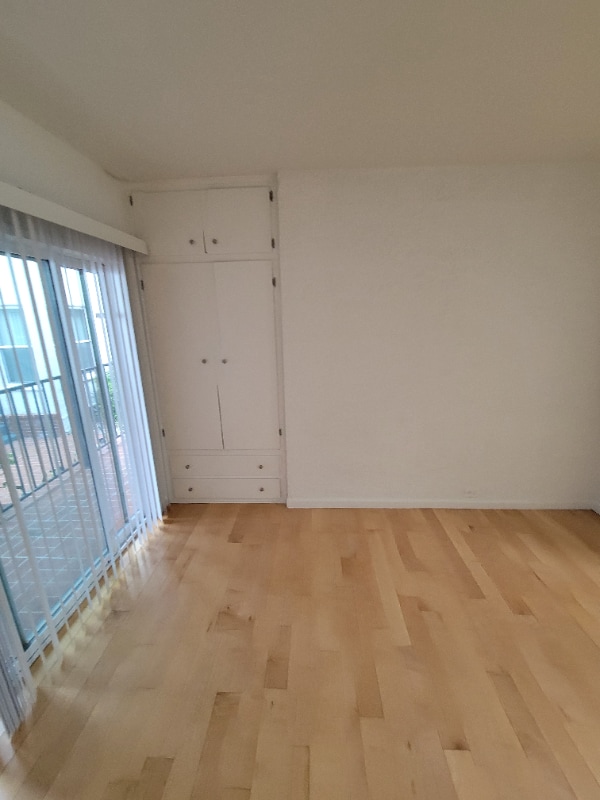 Photo - 485 S Roxbury Dr Apartment