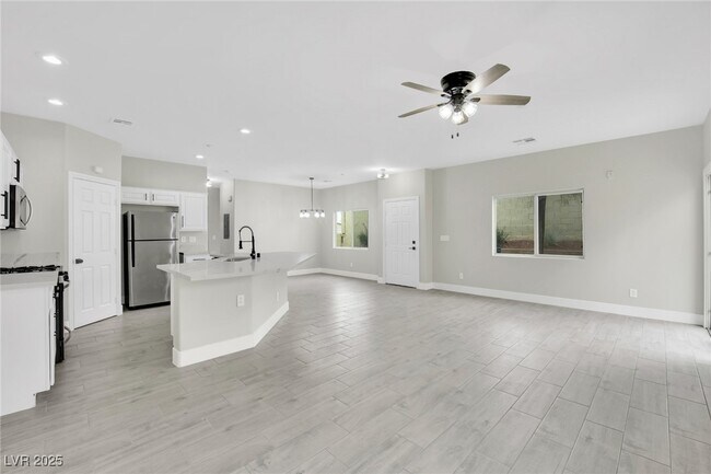 Building Photo - 2086 Arivada Ferry Ct