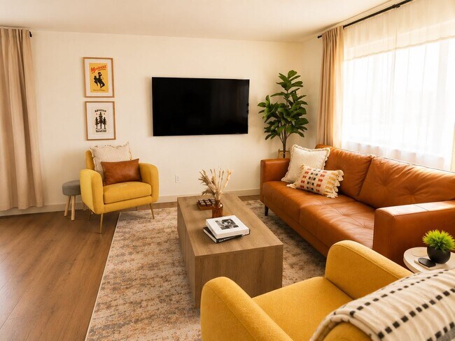Foto del edificio - Fully Furnished 3BR | Renovated | All Utilities Included | Ideal for 30+ Day Stays