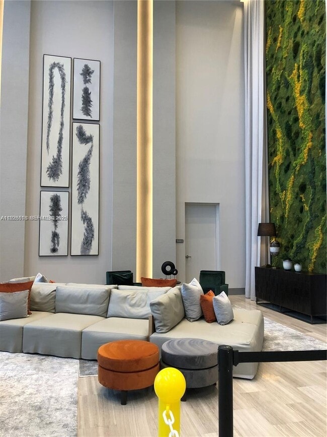 Foto del edificio - 5350 NW 84th Ave